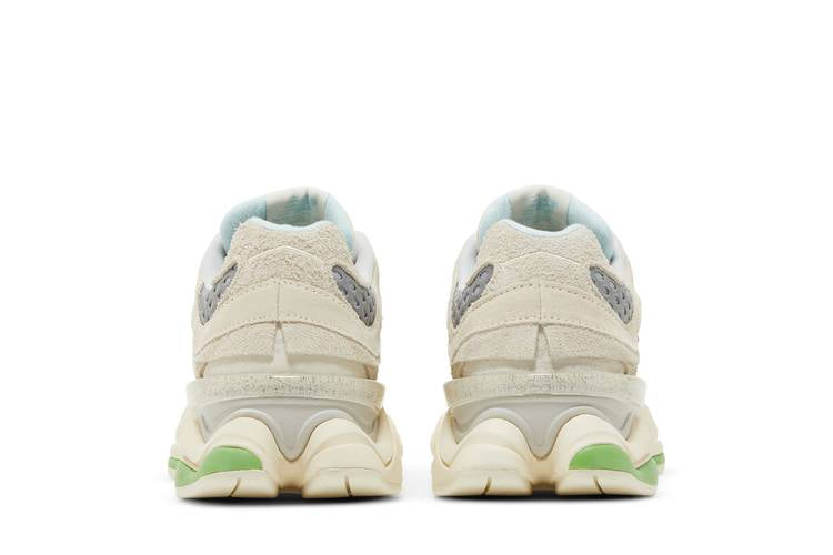 New Balance 9060 Bricks & Wood - undefined