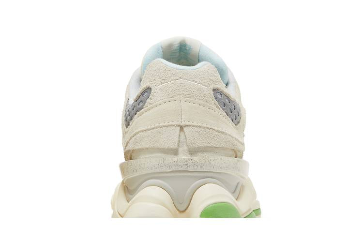 New Balance 9060 Bricks & Wood - undefined