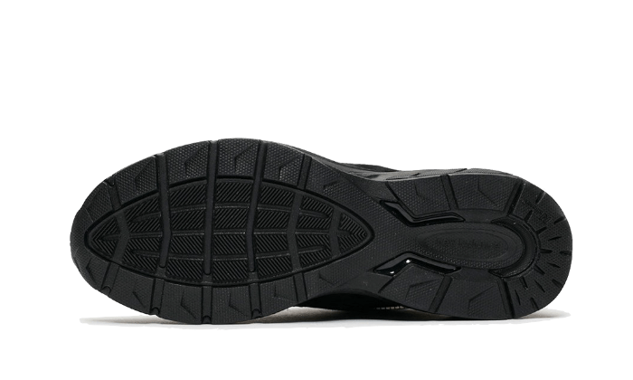 990 v5 Made in USA Triple Black