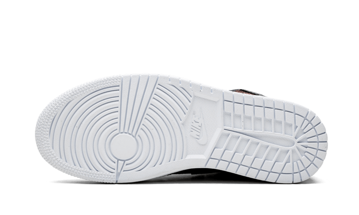 Air Jordan 1 Retro High Fearless Metallic Rose Gold