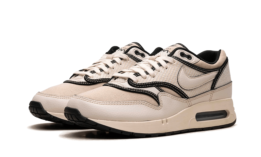 Air Max 1 &