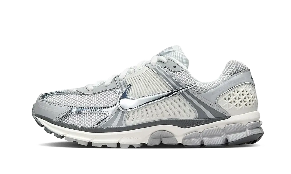 Zoom Vomero 5 Metallic Silver