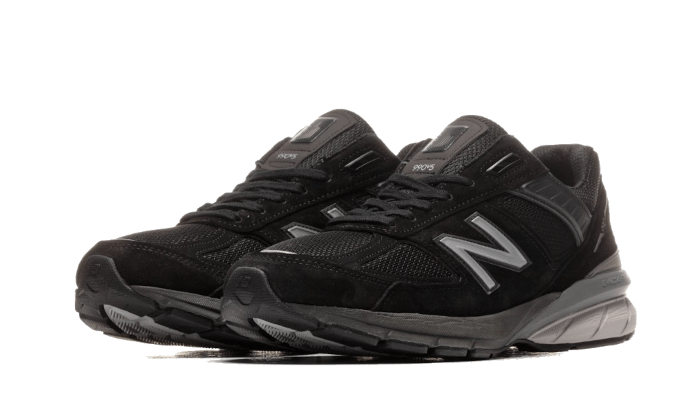 990 v5 Schwarz