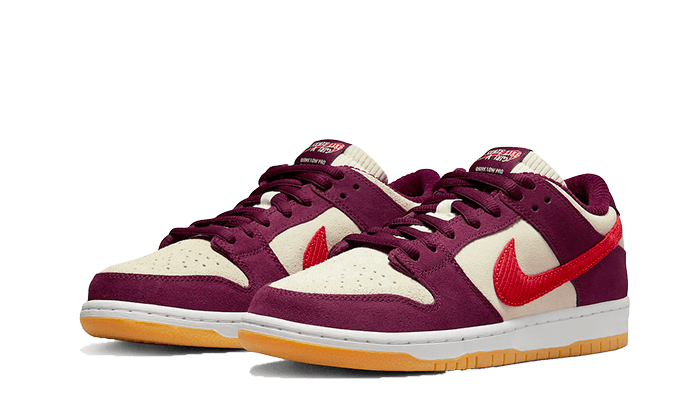 SB Dunk Low Skate Like A Girl Bordeaux