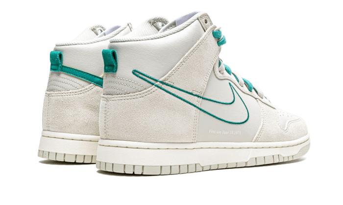 Dunk High First Use Light Bone Green Noise