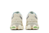 New Balance 9060 Bricks & Wood - undefined