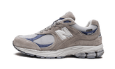 2002R Gore-Tex Light Grey