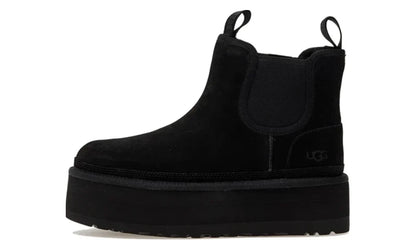 Neumel Platform Chelsea Boot Black
