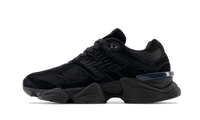 9060 Triple Black