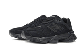 9060 Triple Black