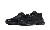 9060 Triple Black Leather