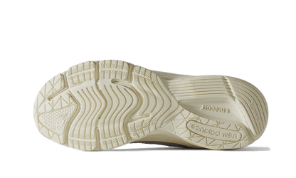 990 V6 MiUSA Ronnie Fieg Madison Square Garden Sandrift