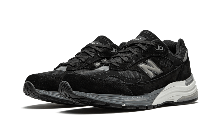 992 Black Grey
