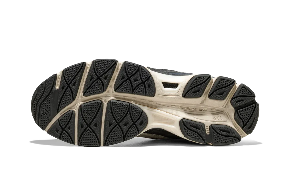 Gel-NYC White Smoke Grey