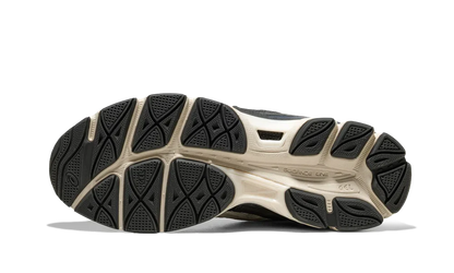 Gel-NYC White Smoke Grey