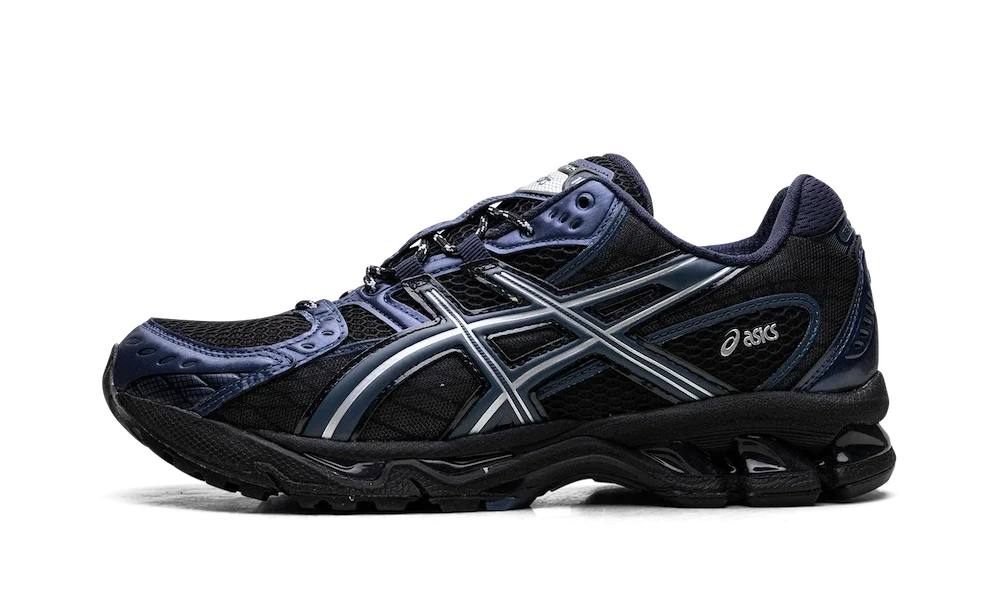 Gel-Nimbus 10.1 Black Grand Shark