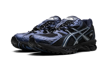 Gel-Nimbus 10.1 Black Grand Shark