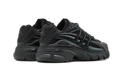 Jellyfish x Pharrell Triple Black