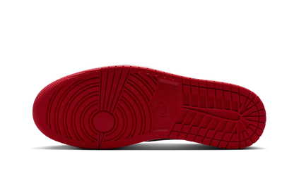 Air Jordan 1 Low OG Banned