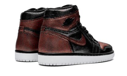 Air Jordan 1 Retro High Fearless Metallic Rose Gold