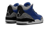 Air Jordan 3 Retro Varsity Royal
