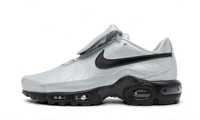 Air Max Plus Tiempo Wolf Grey