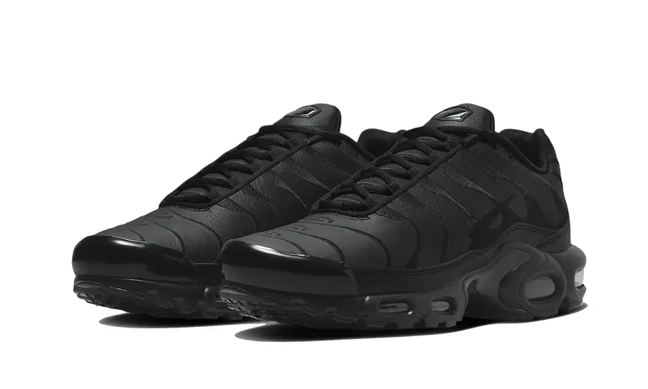 Air Max Plus Triple Black Leather