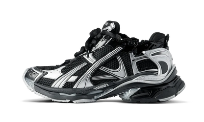 Runner Silver Black