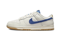 Dunk Low SE Sail Dark Marina Blue