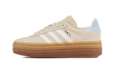 Gazelle Bold Wonder White Clear Sky