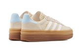 Gazelle Bold Wonder White Clear Sky