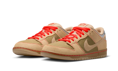 SB Dunk Low Som Tum