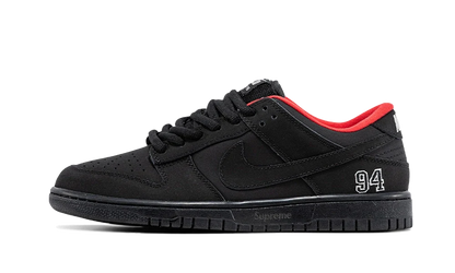 SB Dunk Low Supreme Black