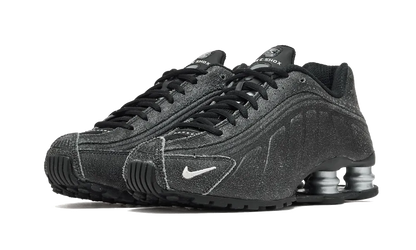 Shox R4 Distressed Leather