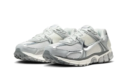 Zoom Vomero 5 Metallic Silver