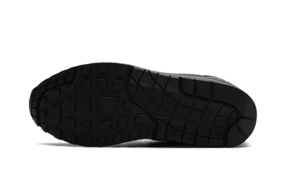 Air Max 1 &