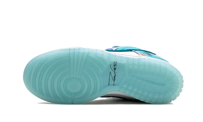 SB Dunk Low Futura Laboratories Bleached Aqua