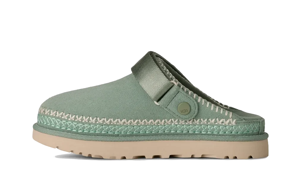 Goldenstar Meadow Accent Clog Artichoke