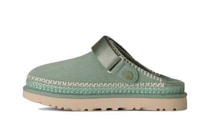Goldenstar Meadow Accent Clog Artichoke