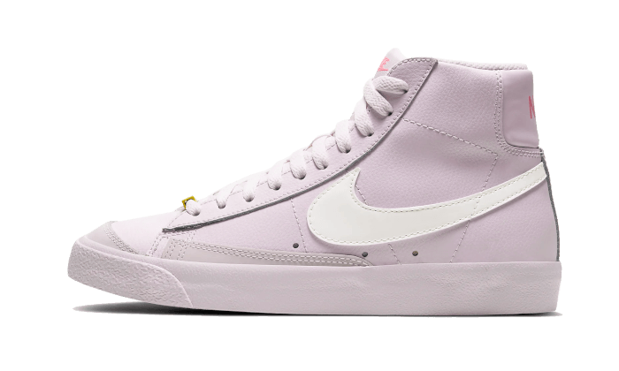 Blazer Mid &