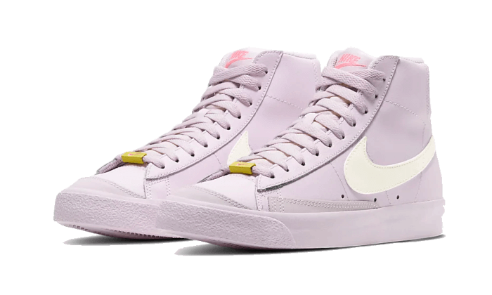 Blazer Mid &