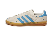Gazelle Indoor Light Blue Floral