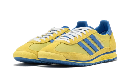SL 72 Sporty &amp; Rich Light Yellow