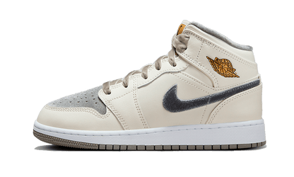 Air Jordan 1 Mid Velvet Toe
