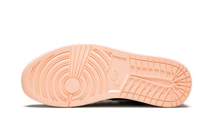 Air Jordan 1 Retro High Black Crimson Tint