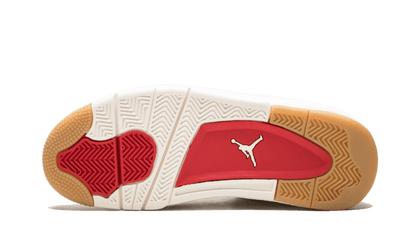 Air Jordan 4 Retro Levi&