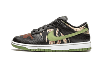Dunk Low SE Black Multi-Camo (Crazy Camo)