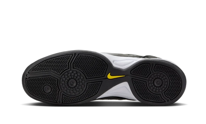 Total 90 Black White
