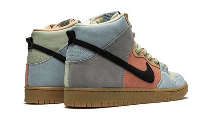 SB Dunk High Spectrum