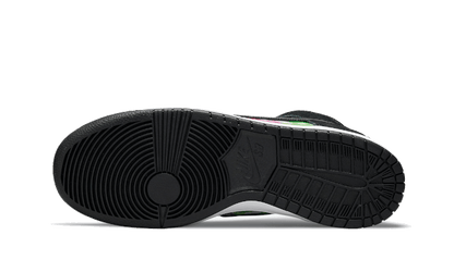 SB Dunk High TV Signal